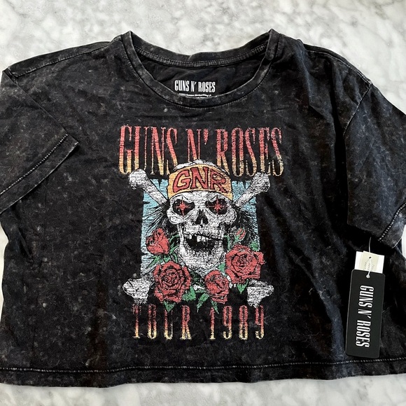 Bluenotes Gun N’ Roses Crop Top - Picture 1 of 3